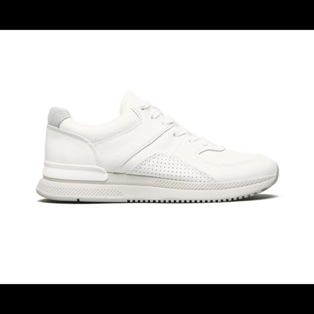 O by everlane sneakers